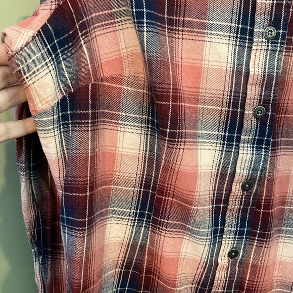 Noble Outfitters 100% cotton flannel pink plaid button downn shirt. - Picture 2 of 6